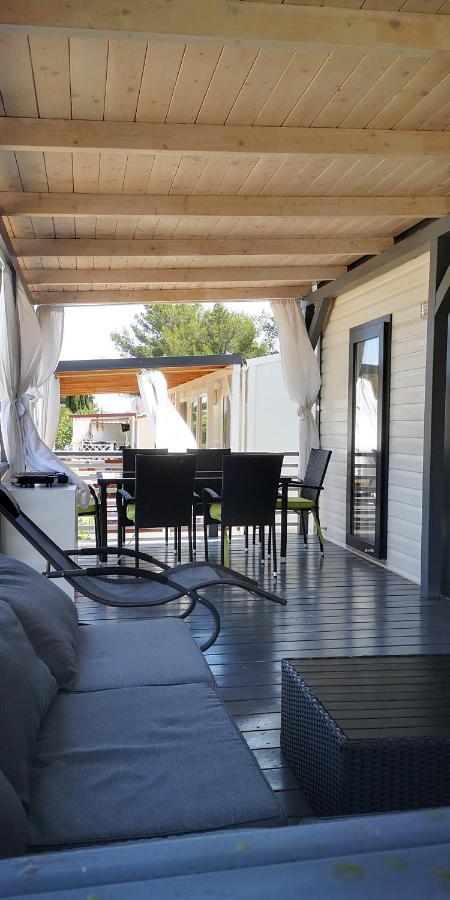 Mobile Home Lux Otok Murter Jezera Exteriör bild
