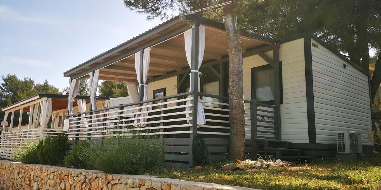 Mobile Home Lux Otok Murter Jezera Exteriör bild